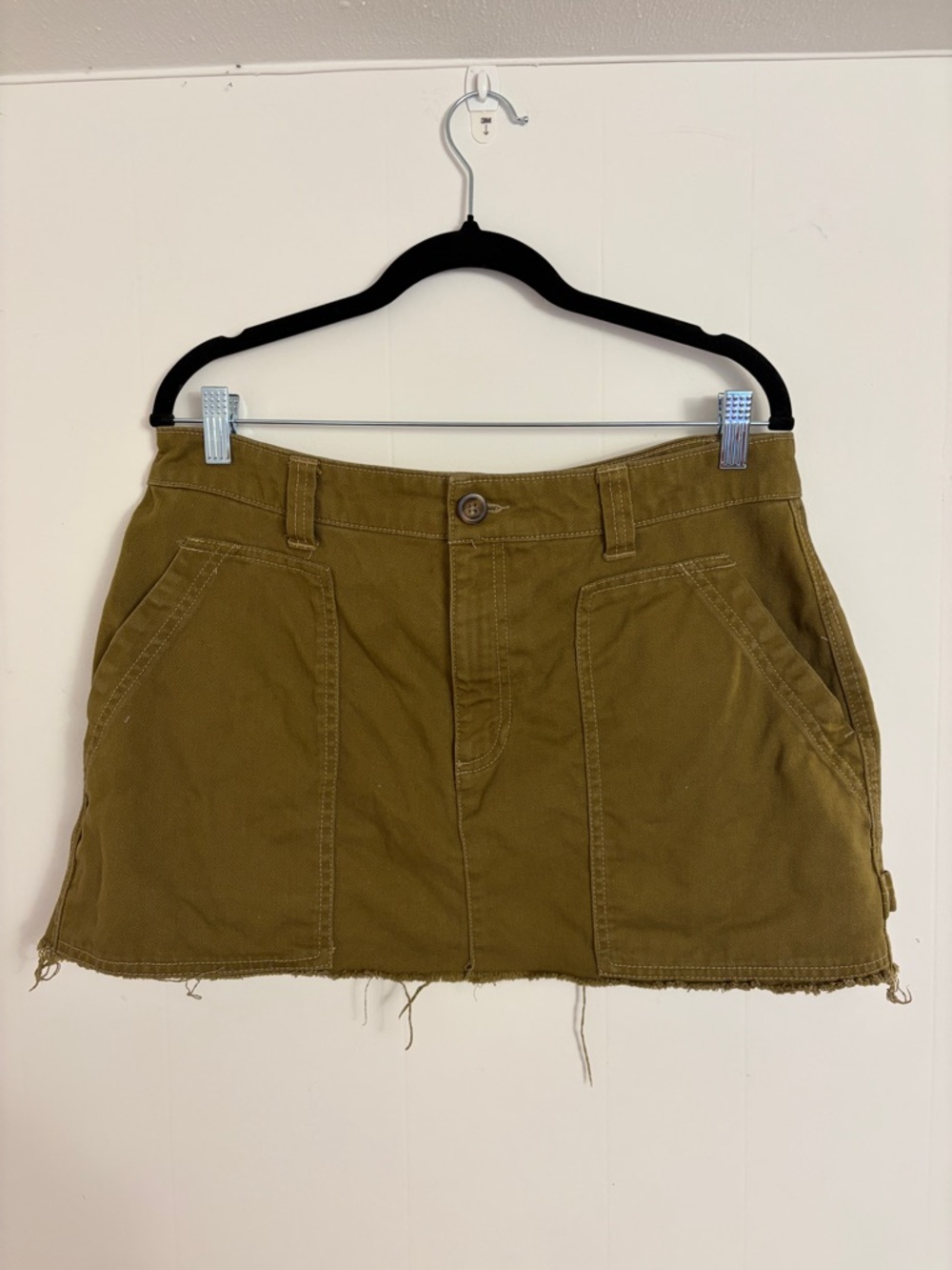 Old‎ Navy Olive Green Utility Button-Front Skirt Size 12 Satin Moss Raw Hem
